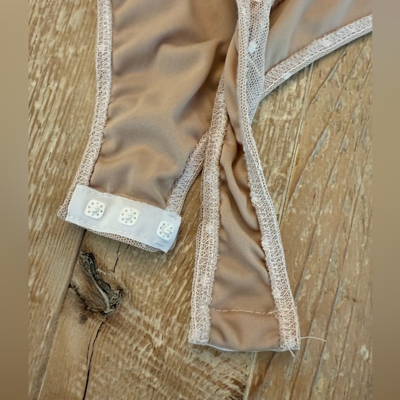 PRETTYLITTLETHING | Blush Mesh Frill Bodysuit 10 - Picture 5 of 5